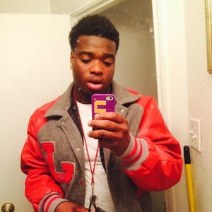 Meet your Posher, Deandre