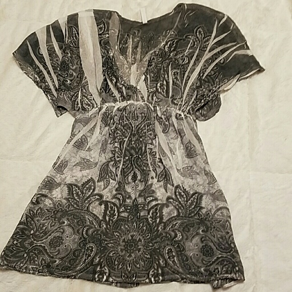 Sheer Paisley Full V-Bodice Baby Doll Shirt