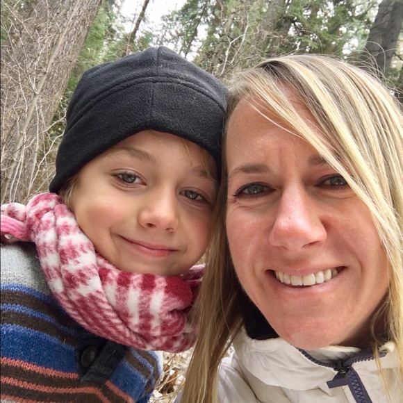 Meet your Posher, Kelly - Picture 2 of 2