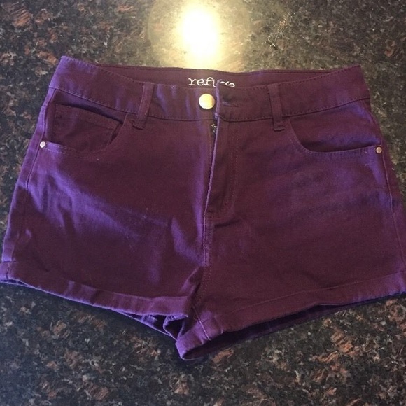 Refuge Charlotte Russe Maroon high rise shorts.