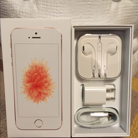 BRAND NEW, AUTHENTIC Apple iPhone Accessories
