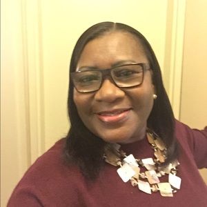 Meet your Posher, Daysi