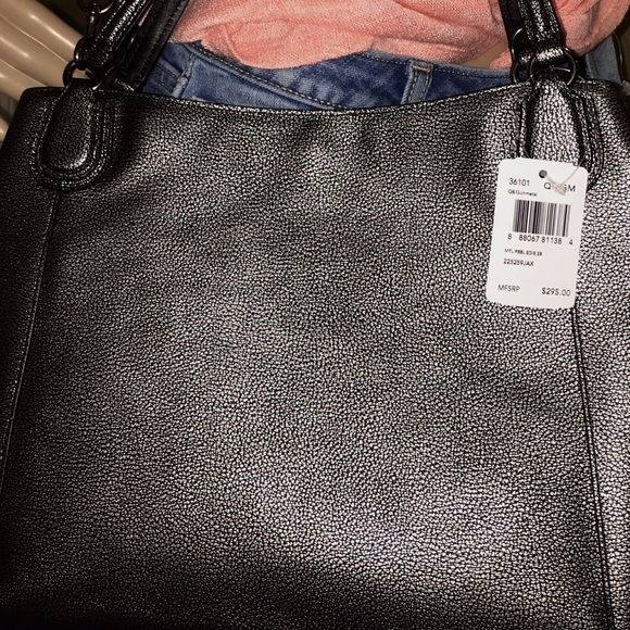COACH Edie 28 Pebbled Metallic Gunmetal Bag 36101 - Picture 2 of 4
