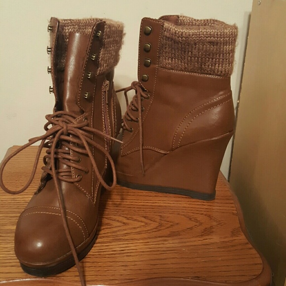 Wedges that make a statement - Picture 4 of 4