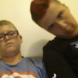 Meet your Posher, Hunter