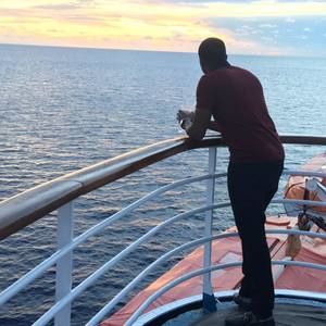 Meet your Posher, Gerald