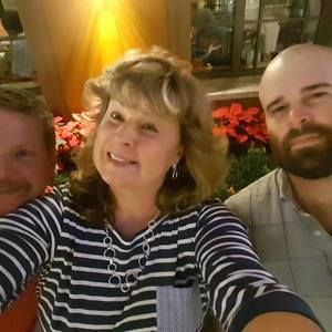 Meet your Posher, Deborah