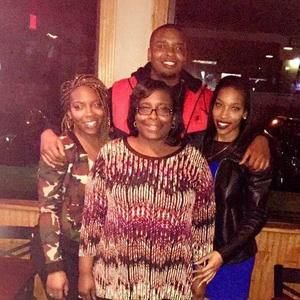 Meet your Posher, Tera