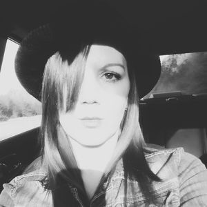 Meet your Posher, Regina