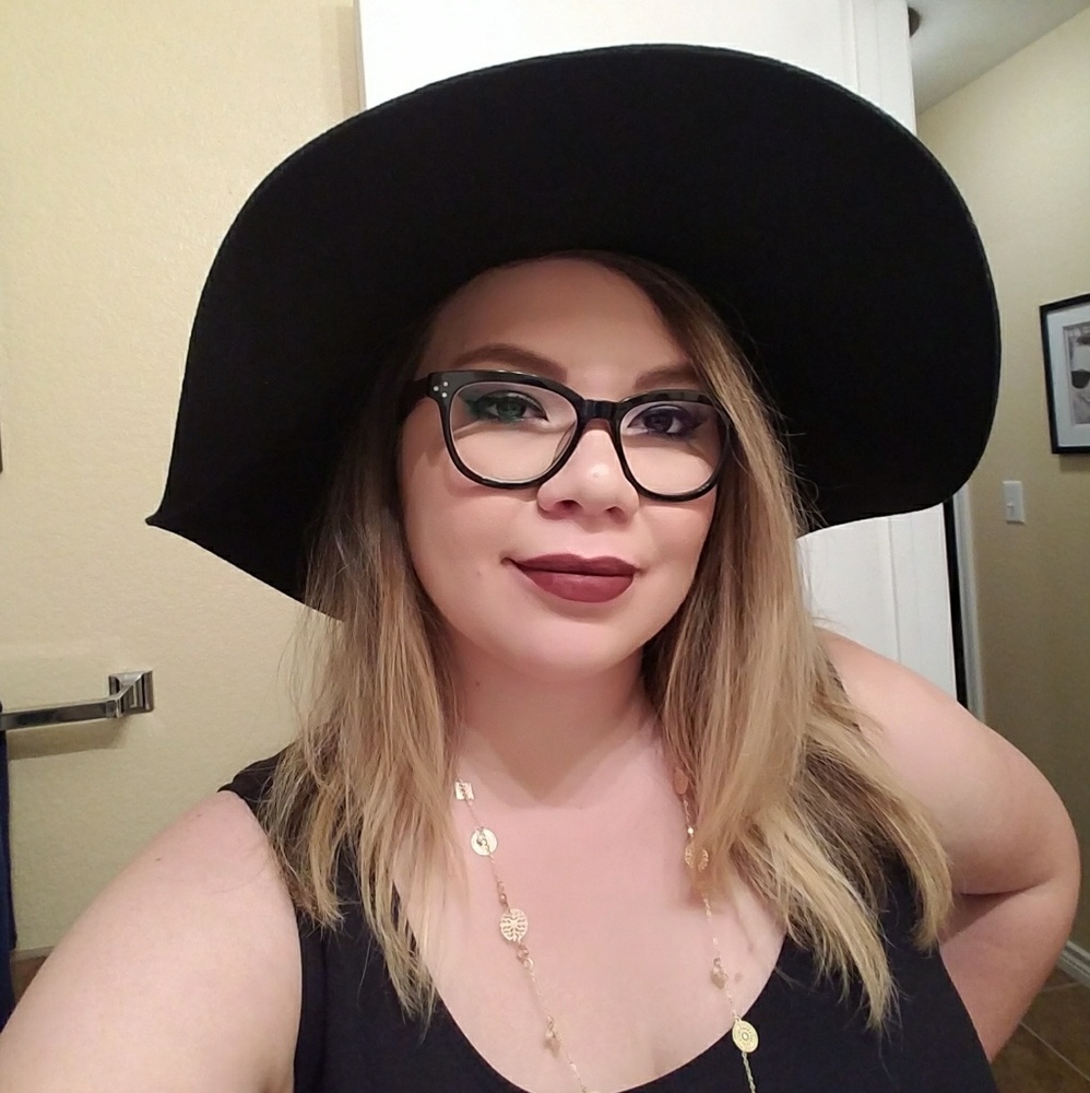 Meet your Posher, Jessica