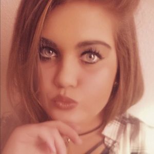 Meet your Posher, Cassie