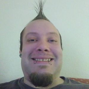 Meet your Posher, Dustin