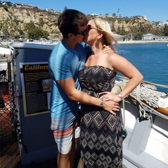 Meet your Posher, Ashley - Picture 1 of 1