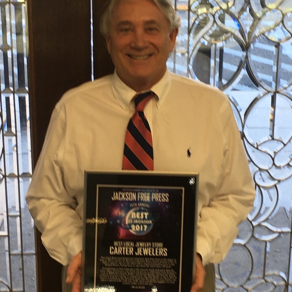 Meet your Posher, Jay - Picture 5 of 8