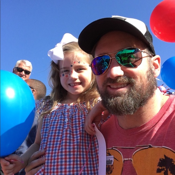 Meet your Posher, Jay - Picture 6 of 8