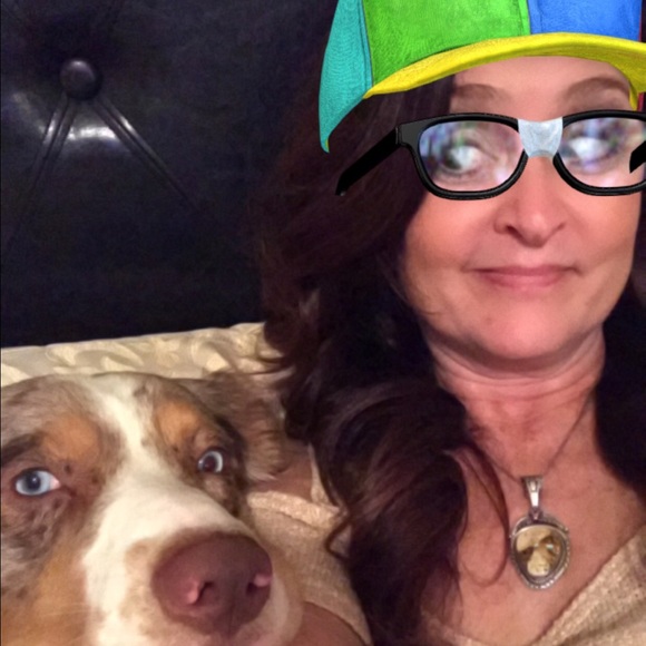 Meet your Posher, Phyllis