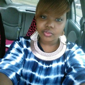 Meet your Posher, Shenika