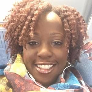 Meet your Posher, Angela