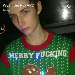 Meet your Posher, Cliff