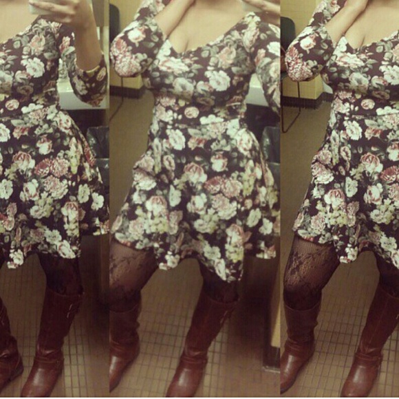 Floral design dress from forever 21. - Picture 2 of 2