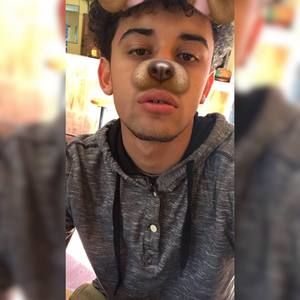 Meet your Posher, Marco clemente