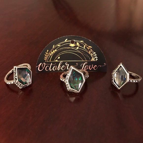 Crystal Gem Silver Rings-Green - Picture 2 of 3