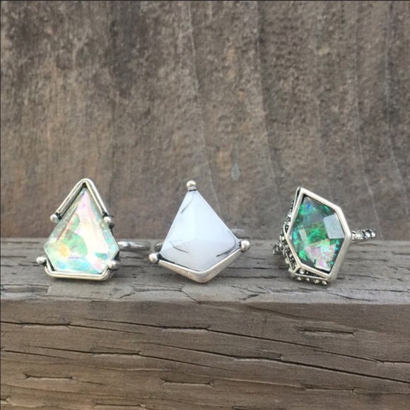 Crystal Gem Silver Rings-Green - Picture 3 of 3