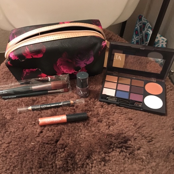 ULTA Makeup Bundle! - Picture 1 of 4