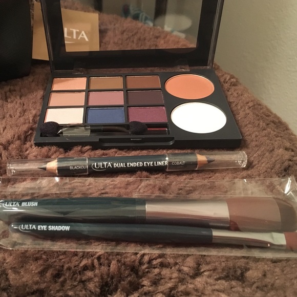 ULTA Makeup Bundle! - Picture 3 of 4