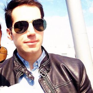 Meet your Posher, Arash