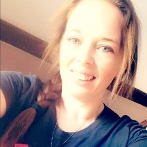 Meet your Posher, Carrie