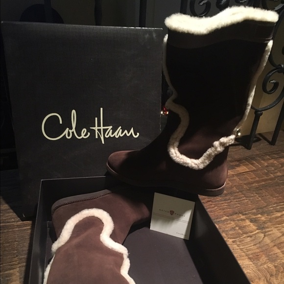 Cole Haan 7.5 Nike Air Lily Shearling  Boot - $150