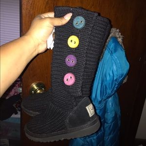 Kids black uggs