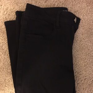 American eagle black high rise jegging crop