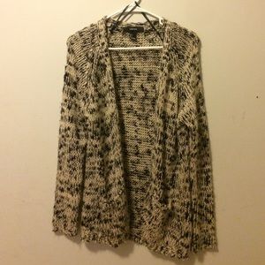 ❗️PRICE DROP❗️Forever 21 cardigan