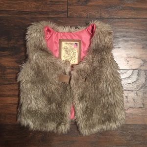 Girls fur vest