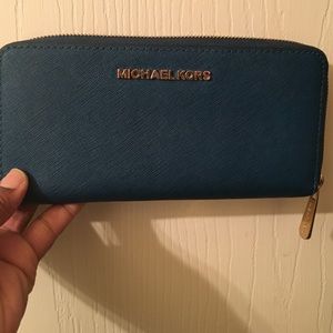 Micheal Kors wallet