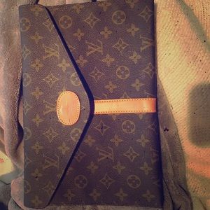Louis Vuitton clutch