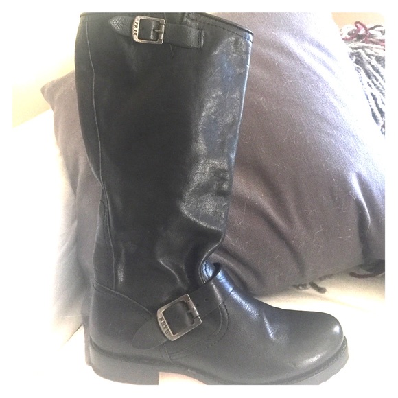 frye boots