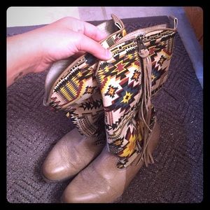 Women's 8.5 boots