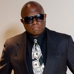 Meet your Posher, Steven