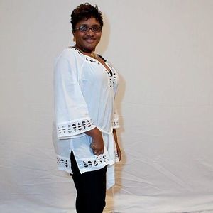 Meet your Posher, Yolonda