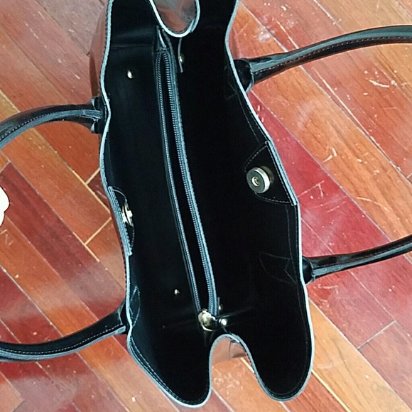 Black patent leather purse - Picture 2 of 4