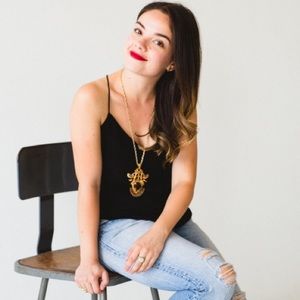 Meet your Posher, Caroline