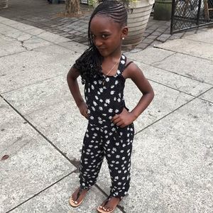 Meet your Posher, Della