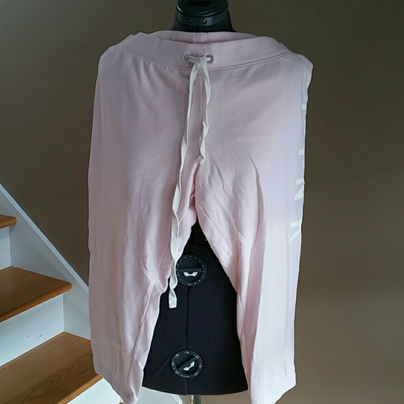 Victoria's Secret signature crop pant