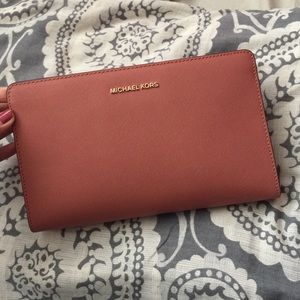 Michael Kors 'Jet Set Travel' Crossbody