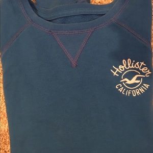 Hollister crew neck sweatshirt