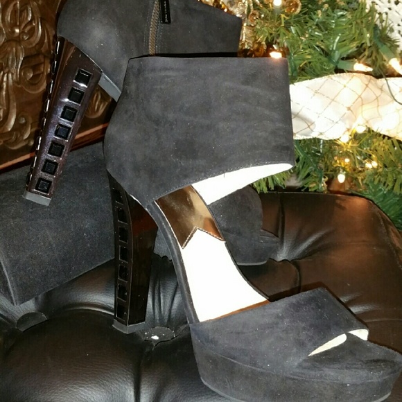 Mk Evening Black Suede Embellished Heels - Picture 1 of 1