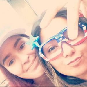 Meet your Posher, Vicky